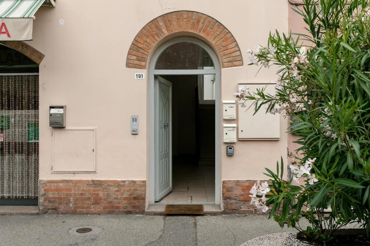 Ramingo Travel - Studio Byzantium Apartment Ravenna